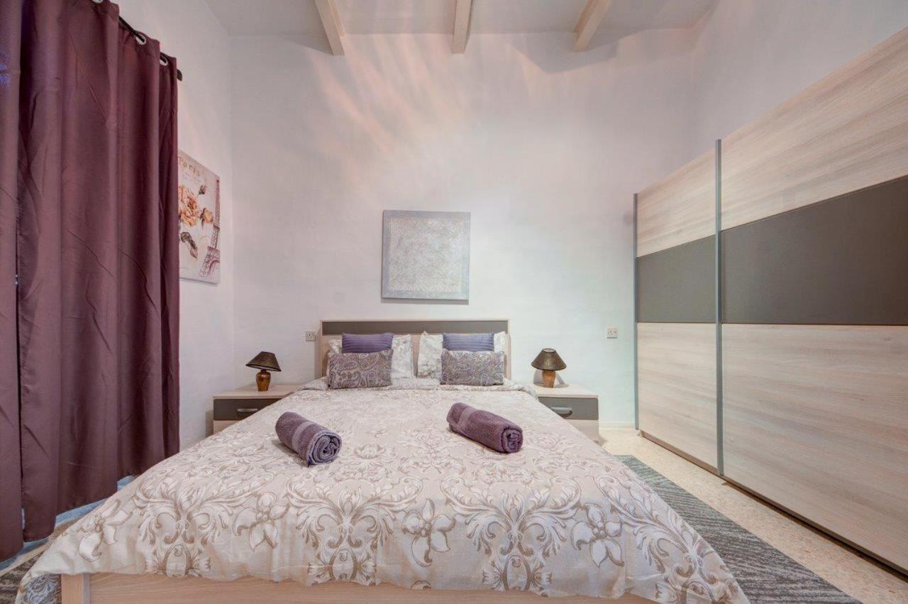 Valletta 2 Bedroom Sleeps 6 Apartment Walking Distance To Centre And The Sea Exterior foto
